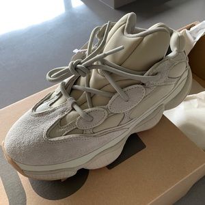 Yeezy 500 US 6.5 (men size) color stone